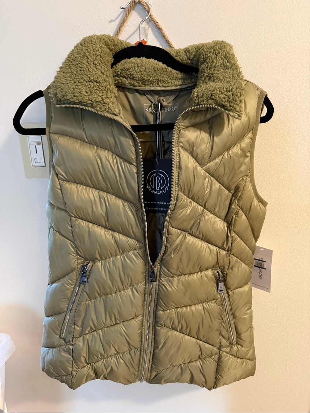 Bernardo Olive Quilted Puffer Vest with Sherpa Collar